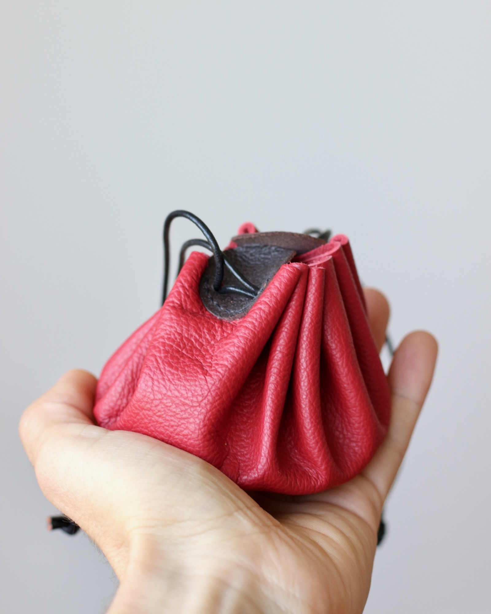 aumoniere-cuir-mini-format Bourse en cuir – Image 11