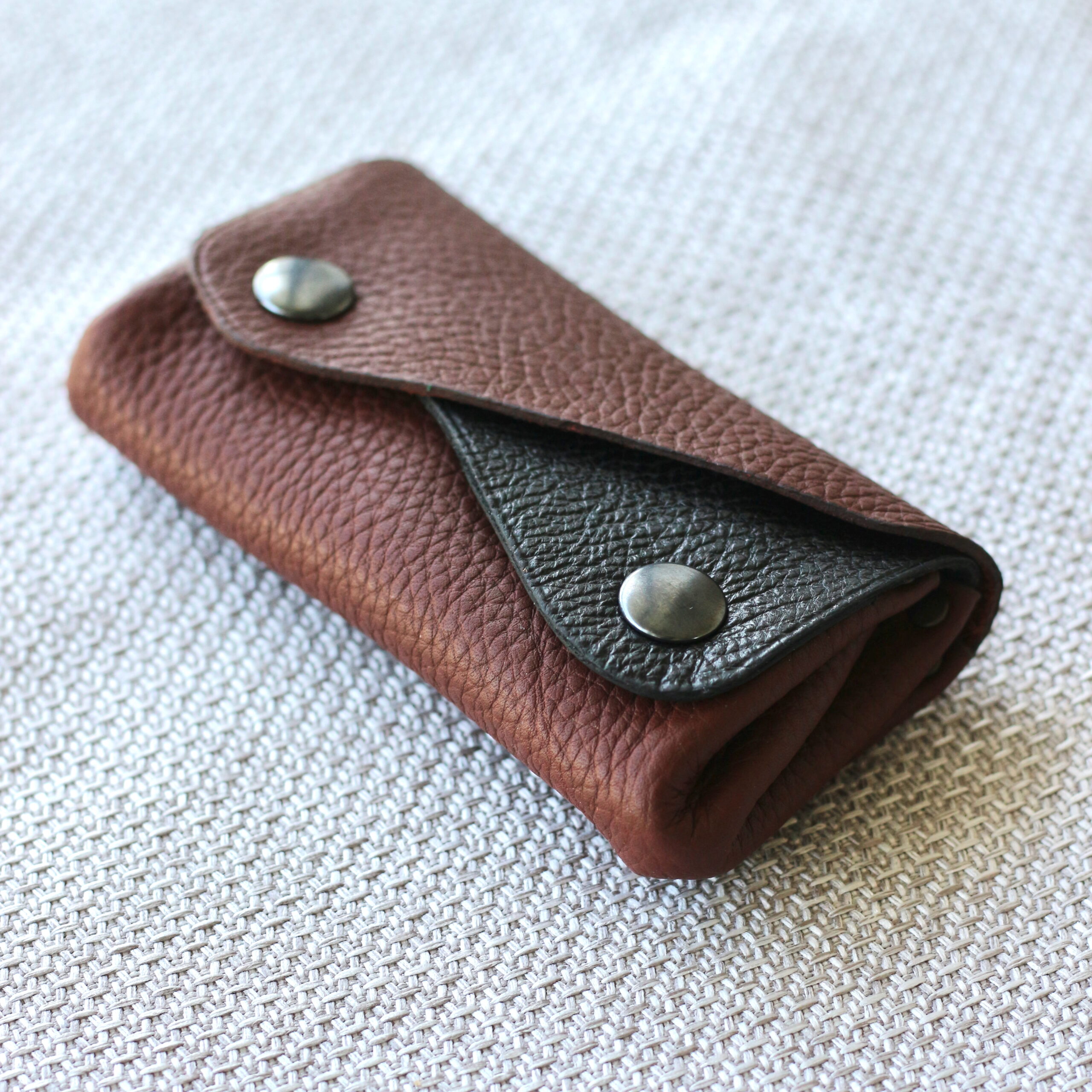 porte-monnaie-soufflets-cuir-veritable Porte-monnaie à soufflets en cuir véritable pour monnaie et cartes